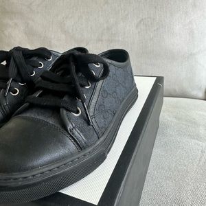 Gucci kids Piombo Nero Black Low Top Size 34